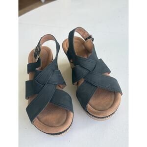 Clarks Artisan Cork Wedge Platform Sandals 6.5 Black Suede Ankle Strap Open Toe